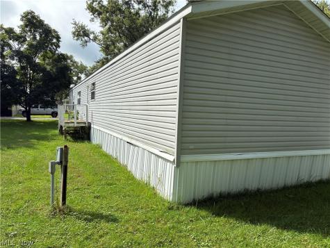 5 Carpenter Boulevard Marshallville OH 44645