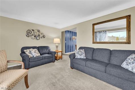 6188 Barbara Lane Brook Park OH 44142