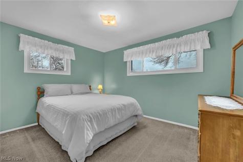 6188 Barbara Lane Brook Park OH 44142