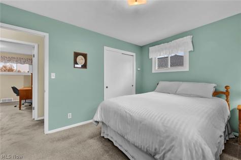 6188 Barbara Lane Brook Park OH 44142