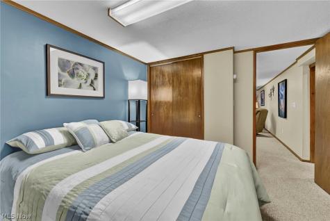 6188 Barbara Lane Brook Park OH 44142