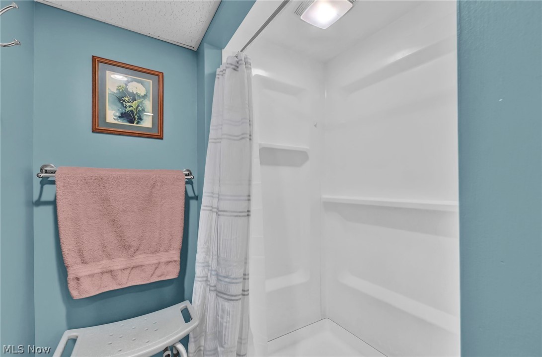 6188 Barbara Lane Brook Park OH 44142