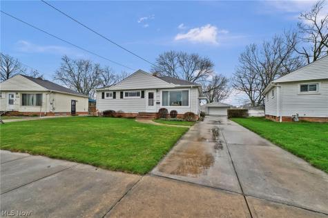 6188 Barbara Lane Brook Park OH 44142