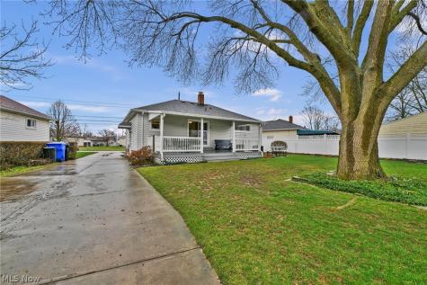 6188 Barbara Lane Brook Park OH 44142