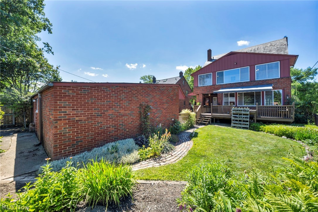 17120 Greenwood Avenue Cleveland OH 44111