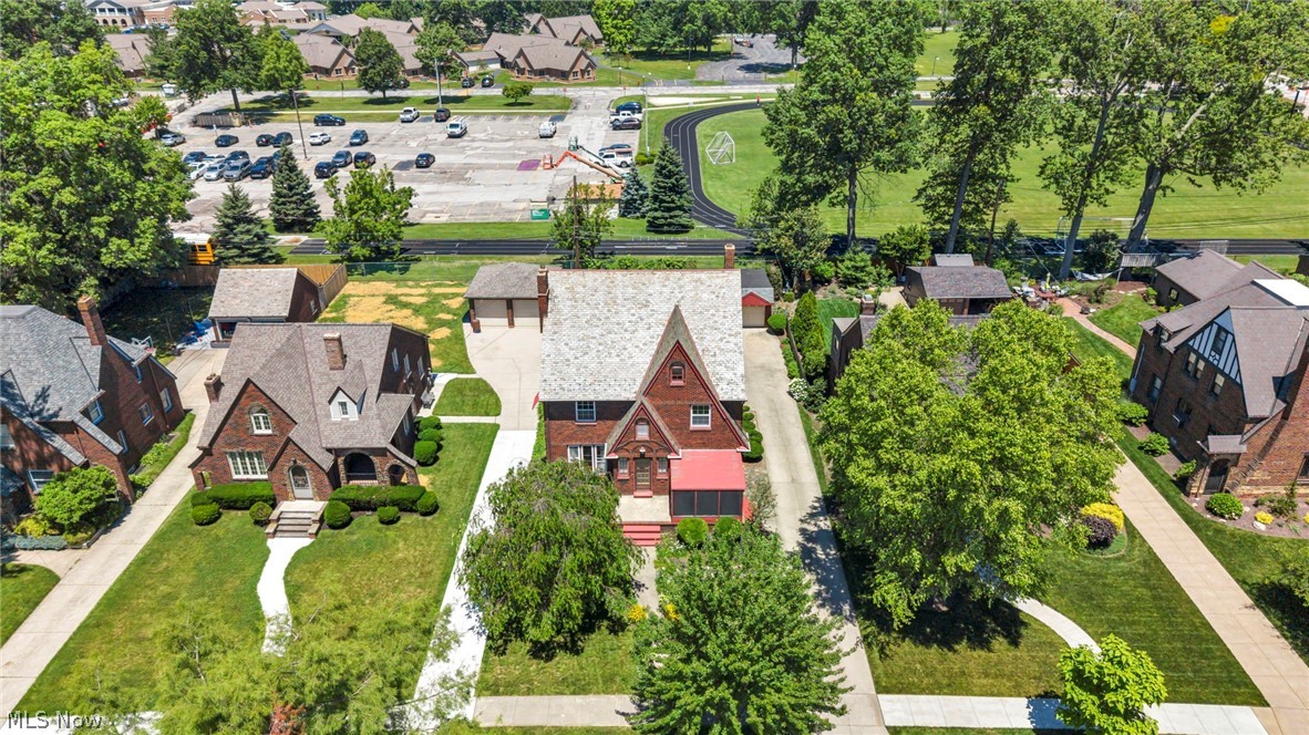 17120 Greenwood Avenue Cleveland OH 44111