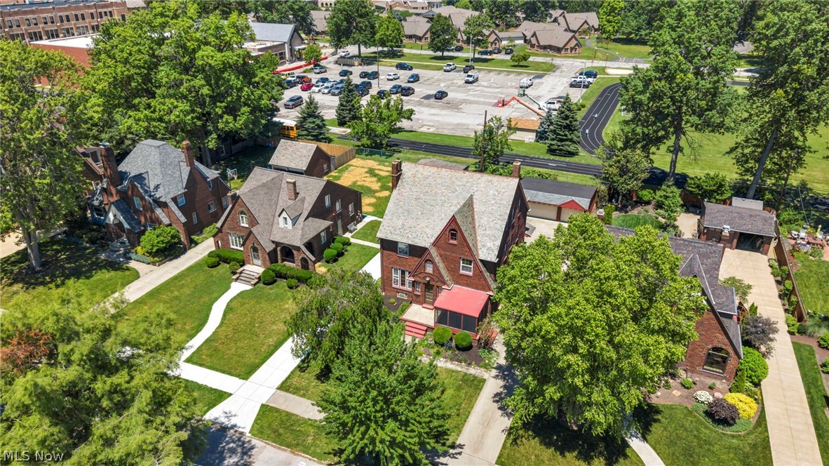 17120 Greenwood Avenue Cleveland OH 44111