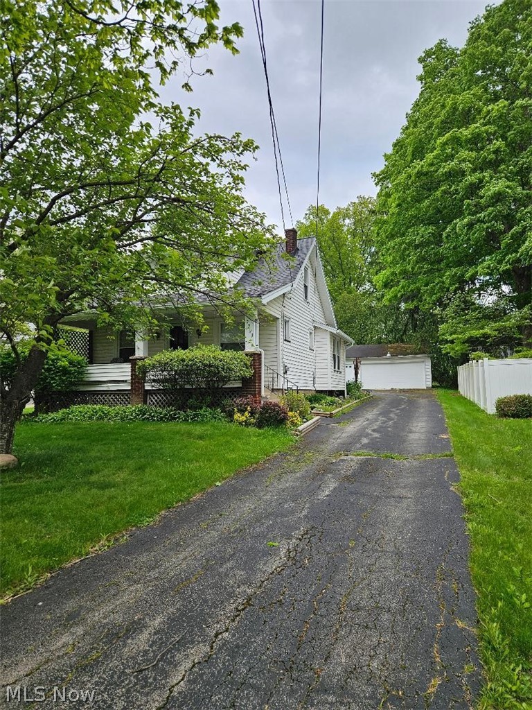 7393 N Lima Road Poland OH 44514