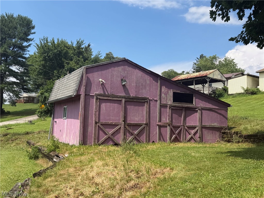 581 Fowler Hill Road Wellsburg WV 26070
