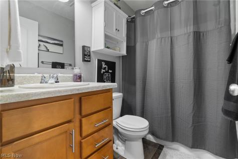 3097 Brumbaugh Street NW Uniontown OH 44720