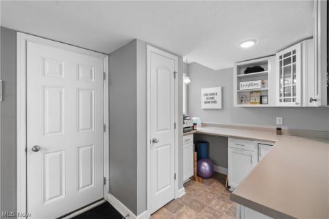 3097 Brumbaugh Street NW Uniontown OH 44720