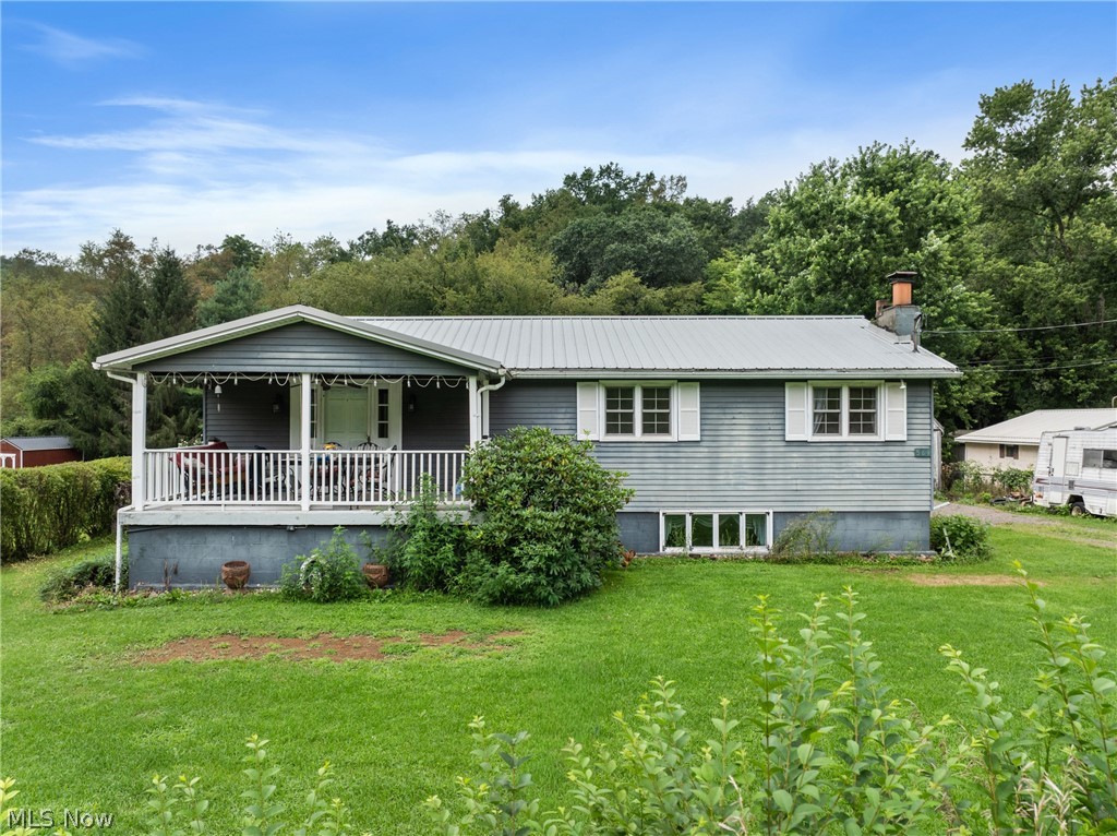 569 Township Road 204 Bloomingdale OH 43910
