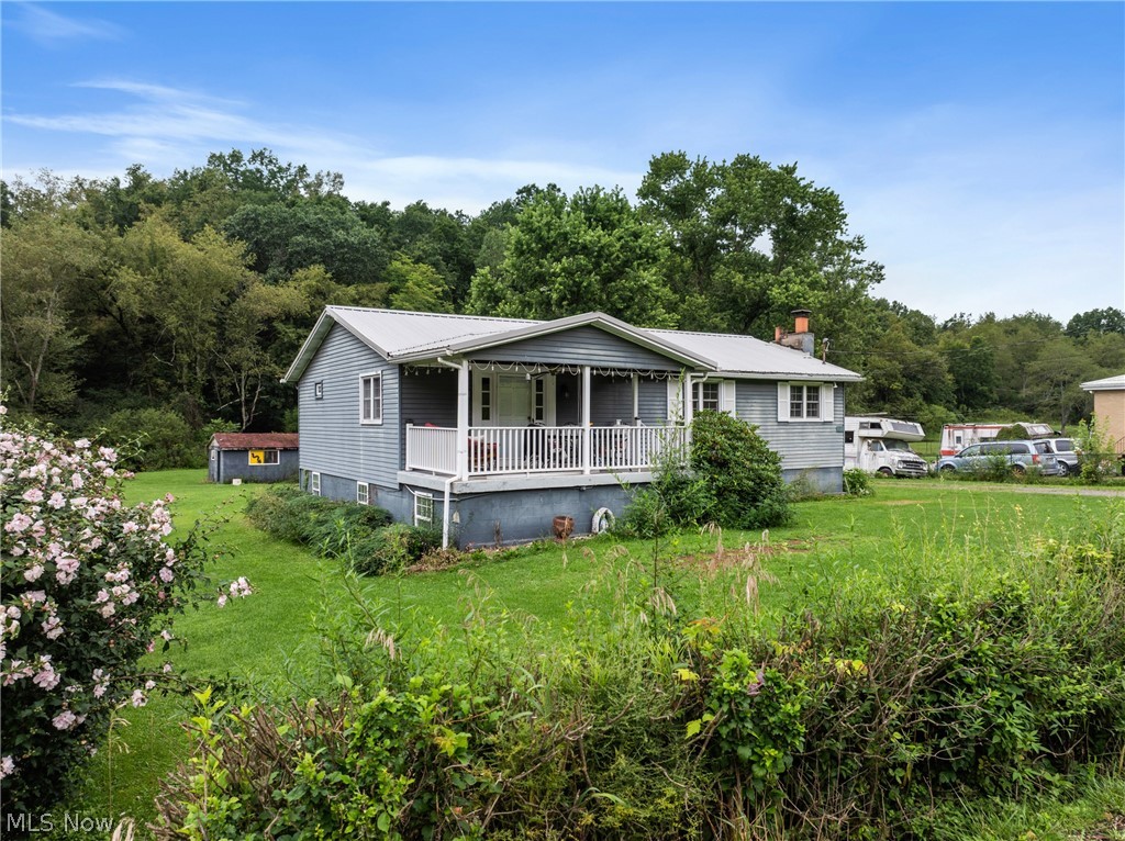 569 Township Road 204 Bloomingdale OH 43910