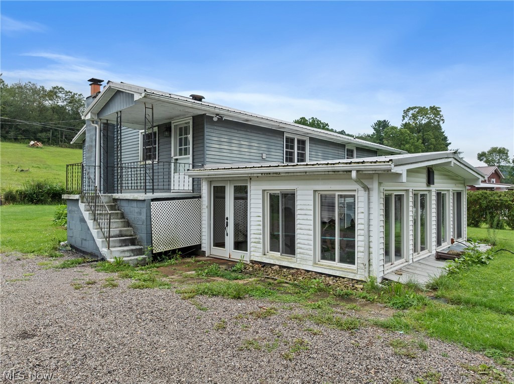 569 Township Road 204 Bloomingdale OH 43910