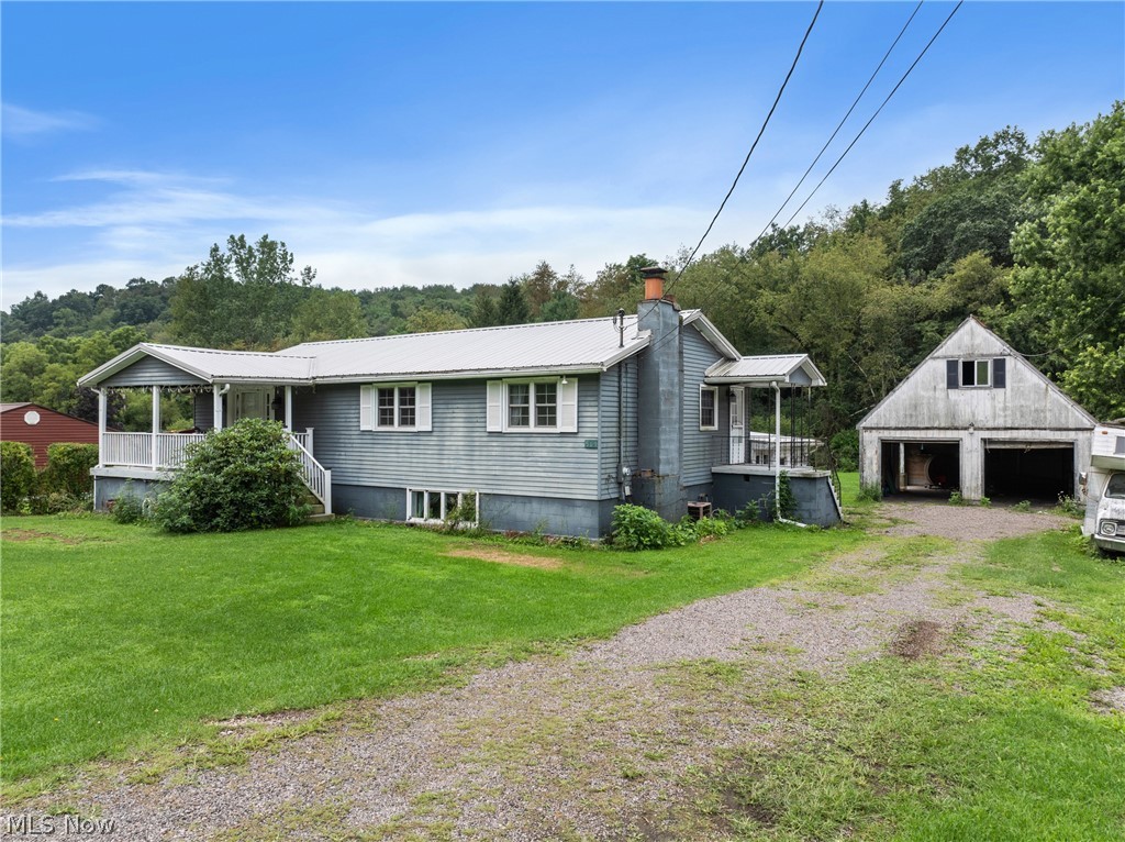 569 Township Road 204 Bloomingdale OH 43910