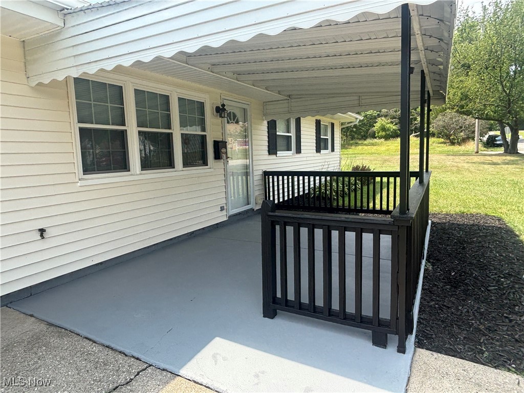 97 Idlewood Road Austintown OH 44515