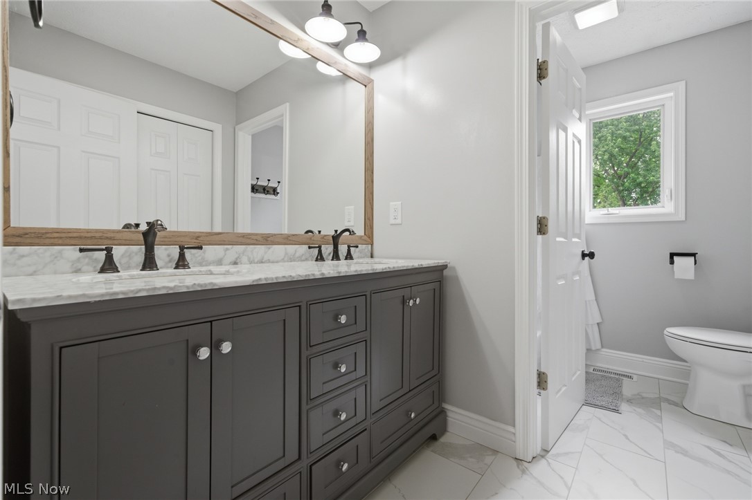 6120 Mackenzie Drive Independence OH 44131