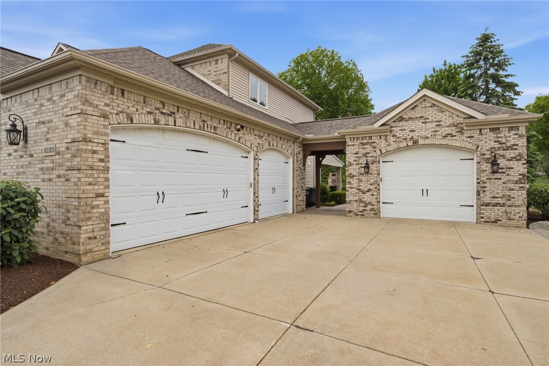 6120 Mackenzie Drive Independence OH 44131