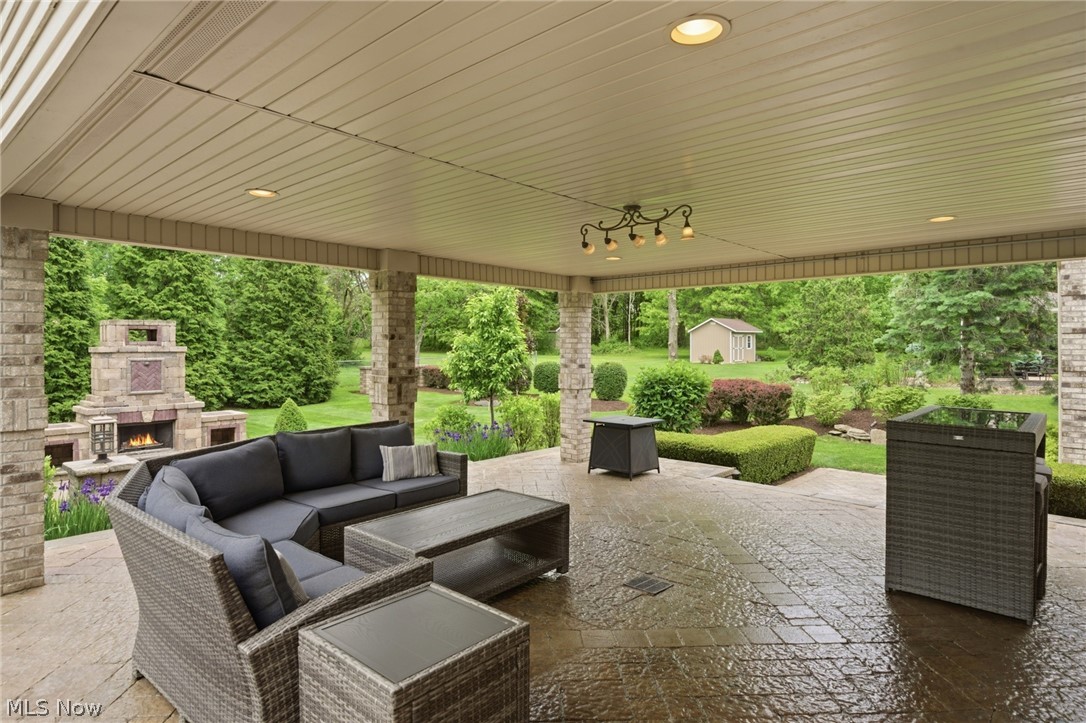 6120 Mackenzie Drive Independence OH 44131