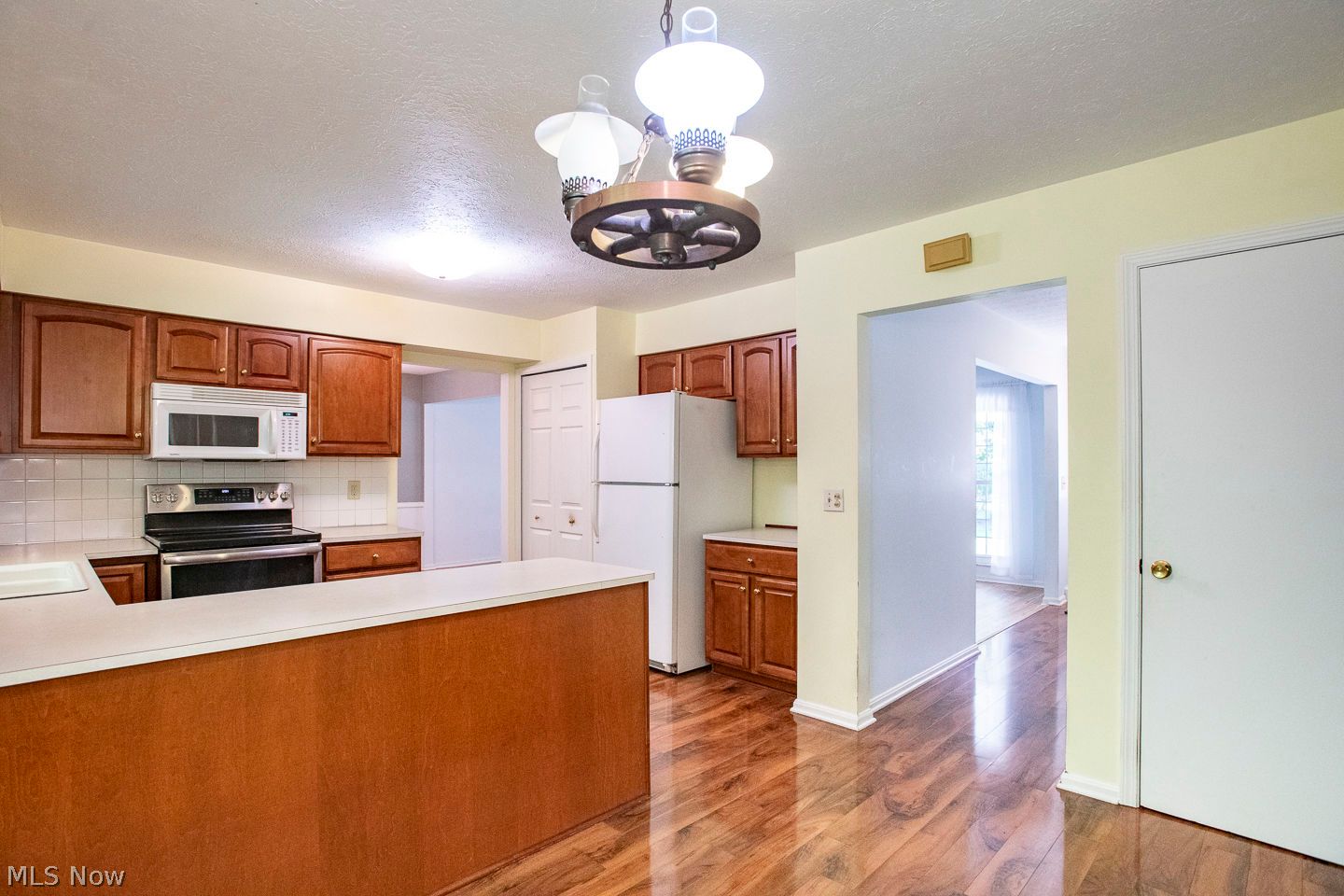 16953 Deerfield Drive Strongsville OH 44136