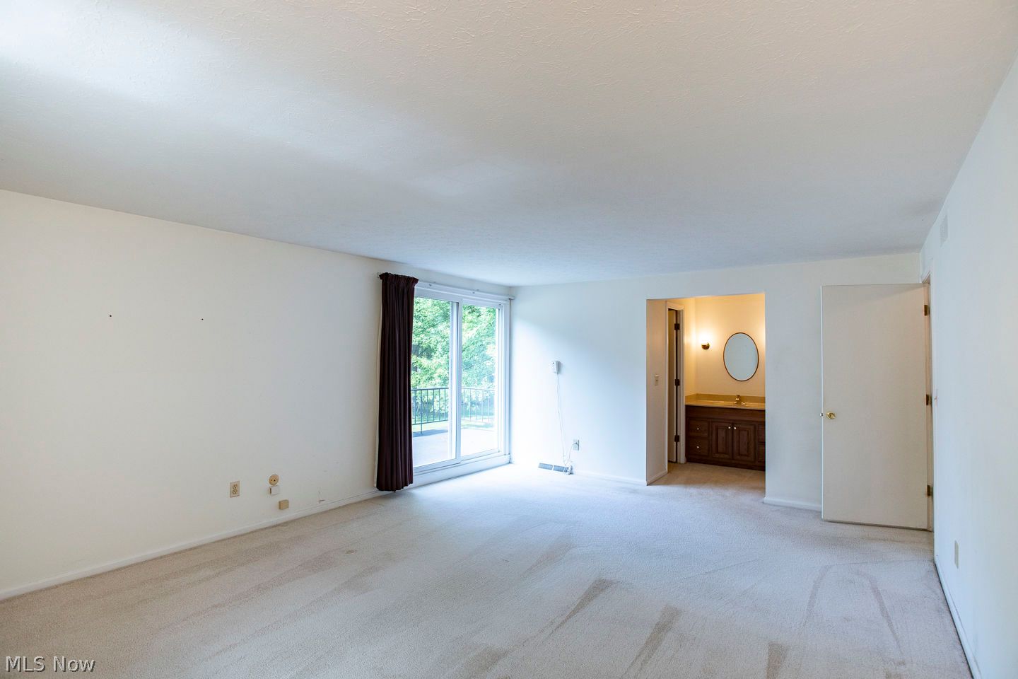 16953 Deerfield Drive Strongsville OH 44136