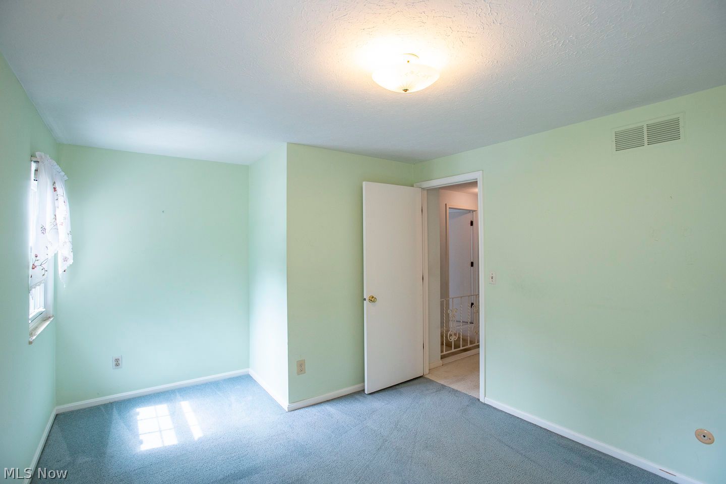 16953 Deerfield Drive Strongsville OH 44136