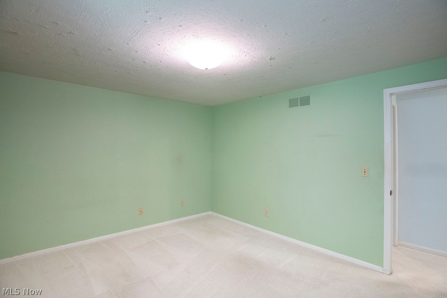16953 Deerfield Drive Strongsville OH 44136
