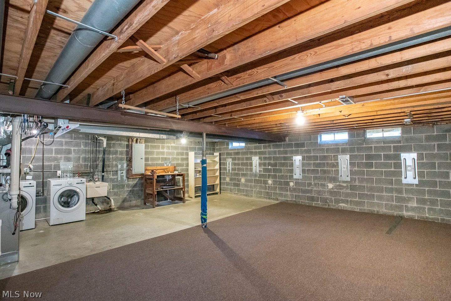 16953 Deerfield Drive Strongsville OH 44136