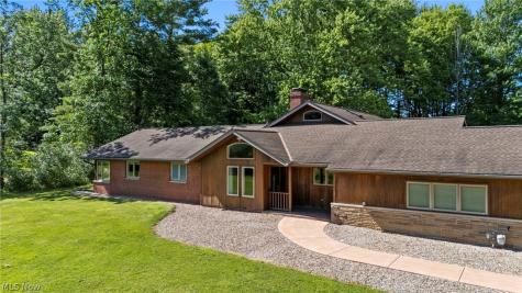 34995 Miles Road Moreland Hills OH 44022
