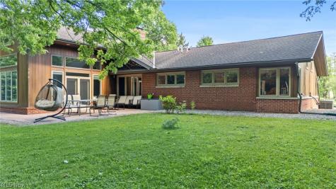 34995 Miles Road Moreland Hills OH 44022