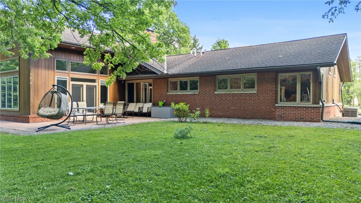 34995 Miles Road Moreland Hills OH 44022
