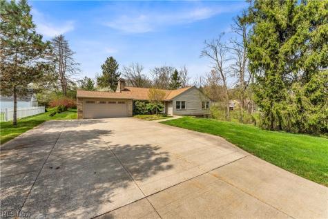8556 Brecksville Road Brecksville OH 44141