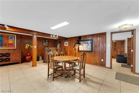 8556 Brecksville Road Brecksville OH 44141