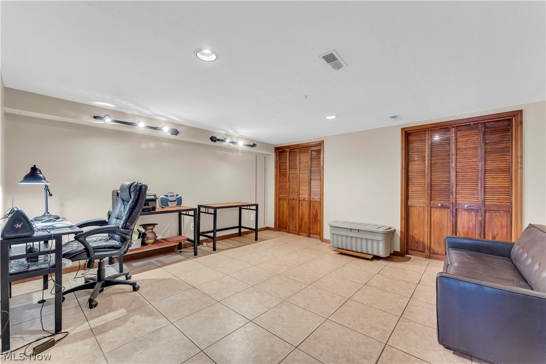 8556 Brecksville Road Brecksville OH 44141
