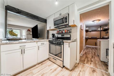 632 Irving Park Boulevard Sheffield Lake OH 44054
