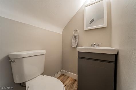 632 Irving Park Boulevard Sheffield Lake OH 44054