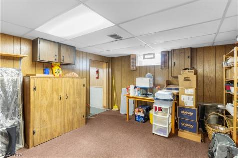 8149 Glenwood Avenue Youngstown OH 44512