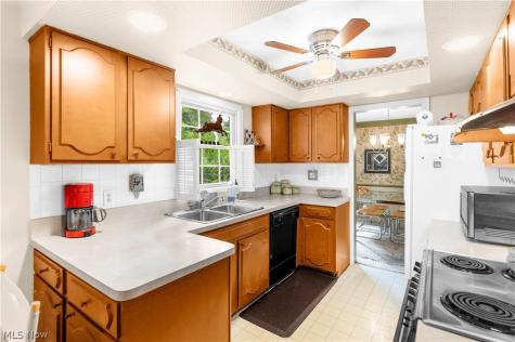 8149 Glenwood Avenue Youngstown OH 44512