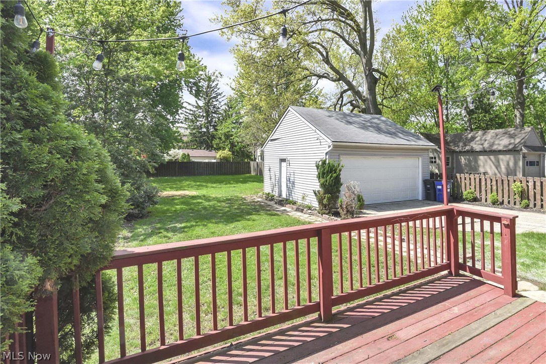 16713 Bradgate Avenue Cleveland OH 44111