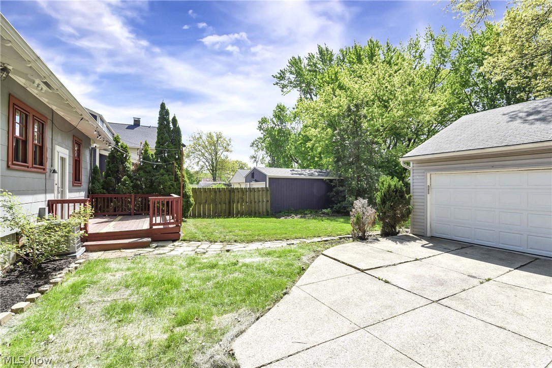 16713 Bradgate Avenue Cleveland OH 44111