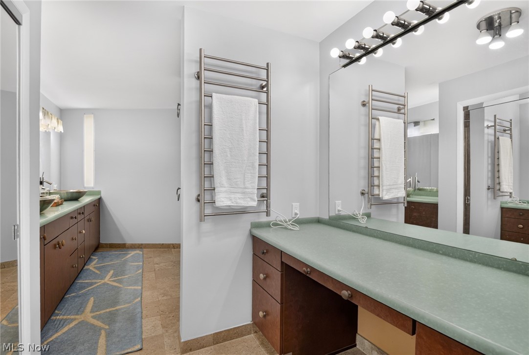 5698 Lamplighter Drive Girard OH 44420