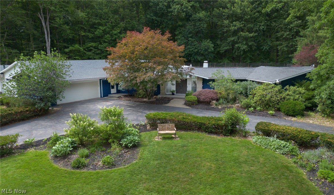 5698 Lamplighter Drive Girard OH 44420