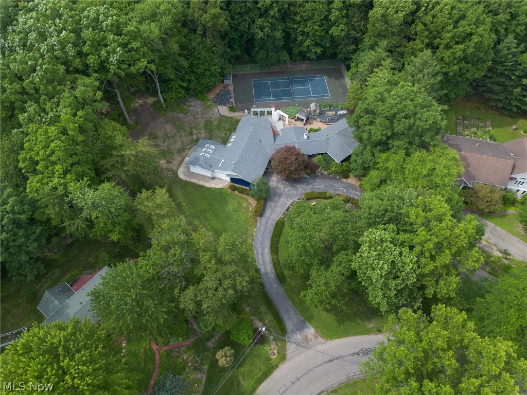 5698 Lamplighter Drive Girard OH 44420