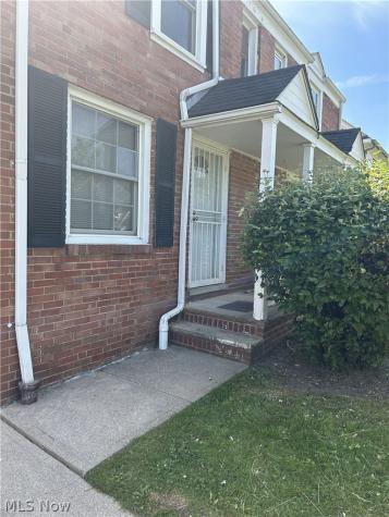 3381 Colwyn Road Shaker Heights OH 44120