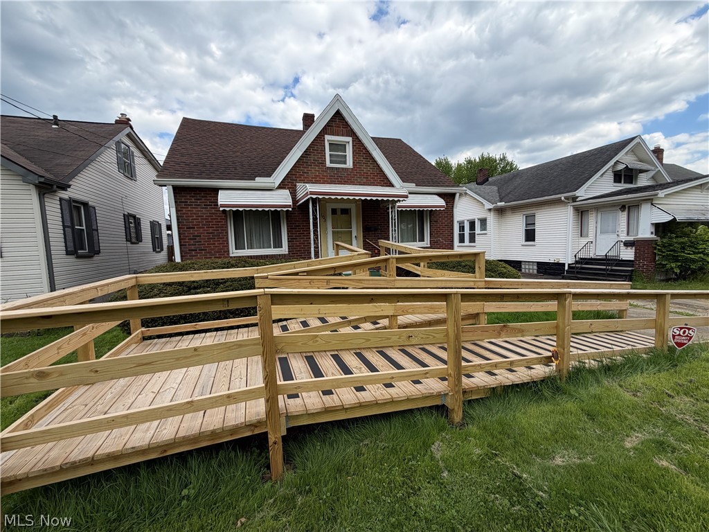 103 S Belle Vista Avenue Youngstown OH 44509