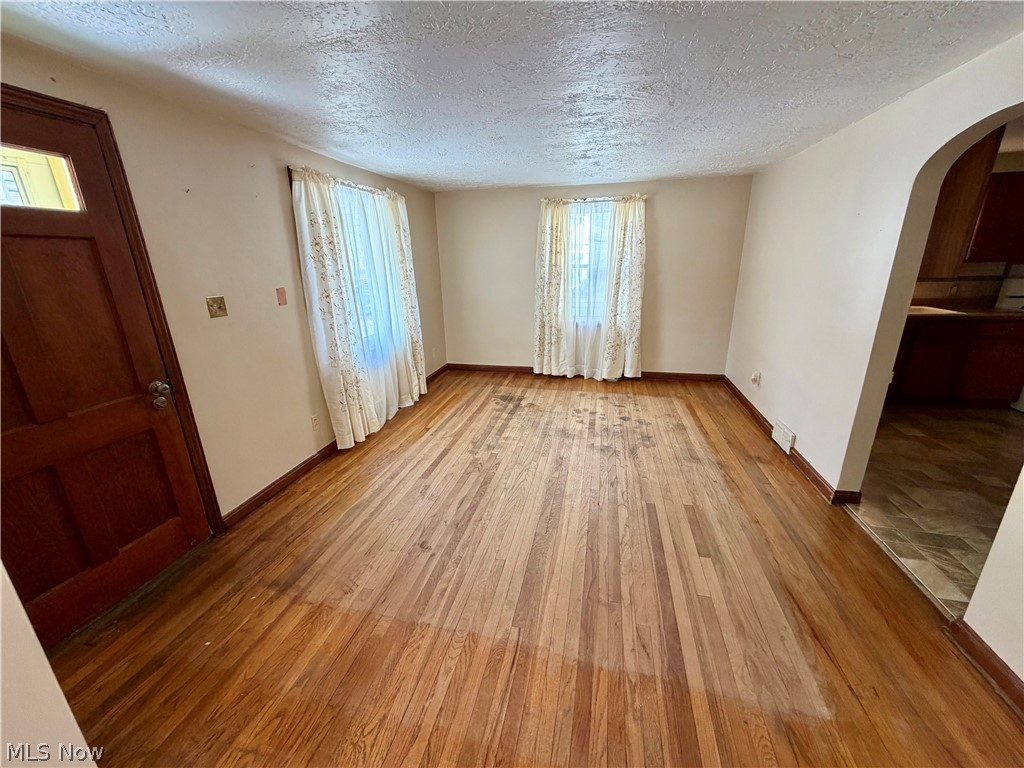 103 S Belle Vista Avenue Youngstown OH 44509