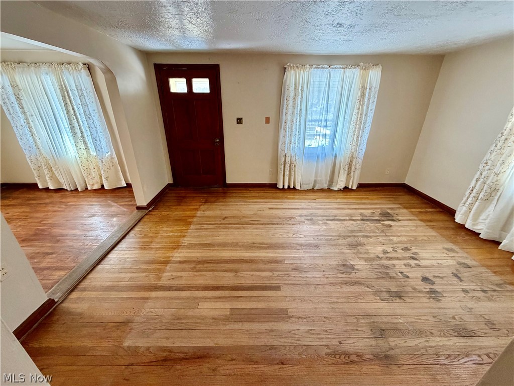 103 S Belle Vista Avenue Youngstown OH 44509