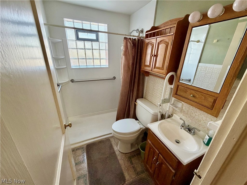 103 S Belle Vista Avenue Youngstown OH 44509
