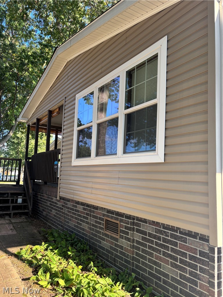 42 C Street SW Navarre OH 44662