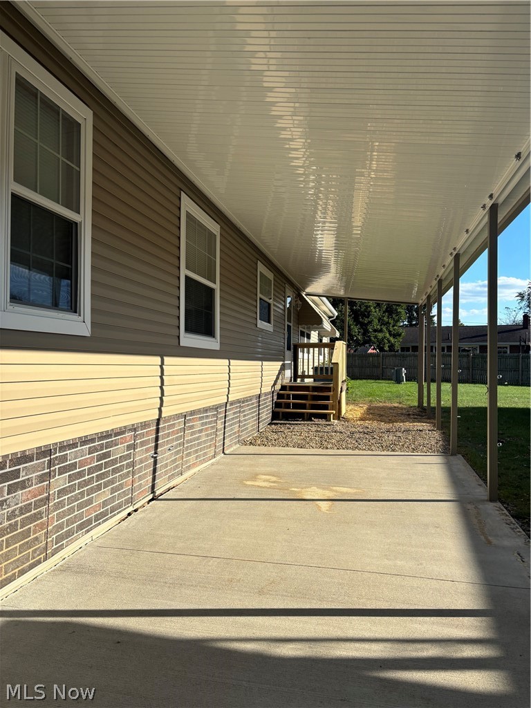 42 C Street SW Navarre OH 44662